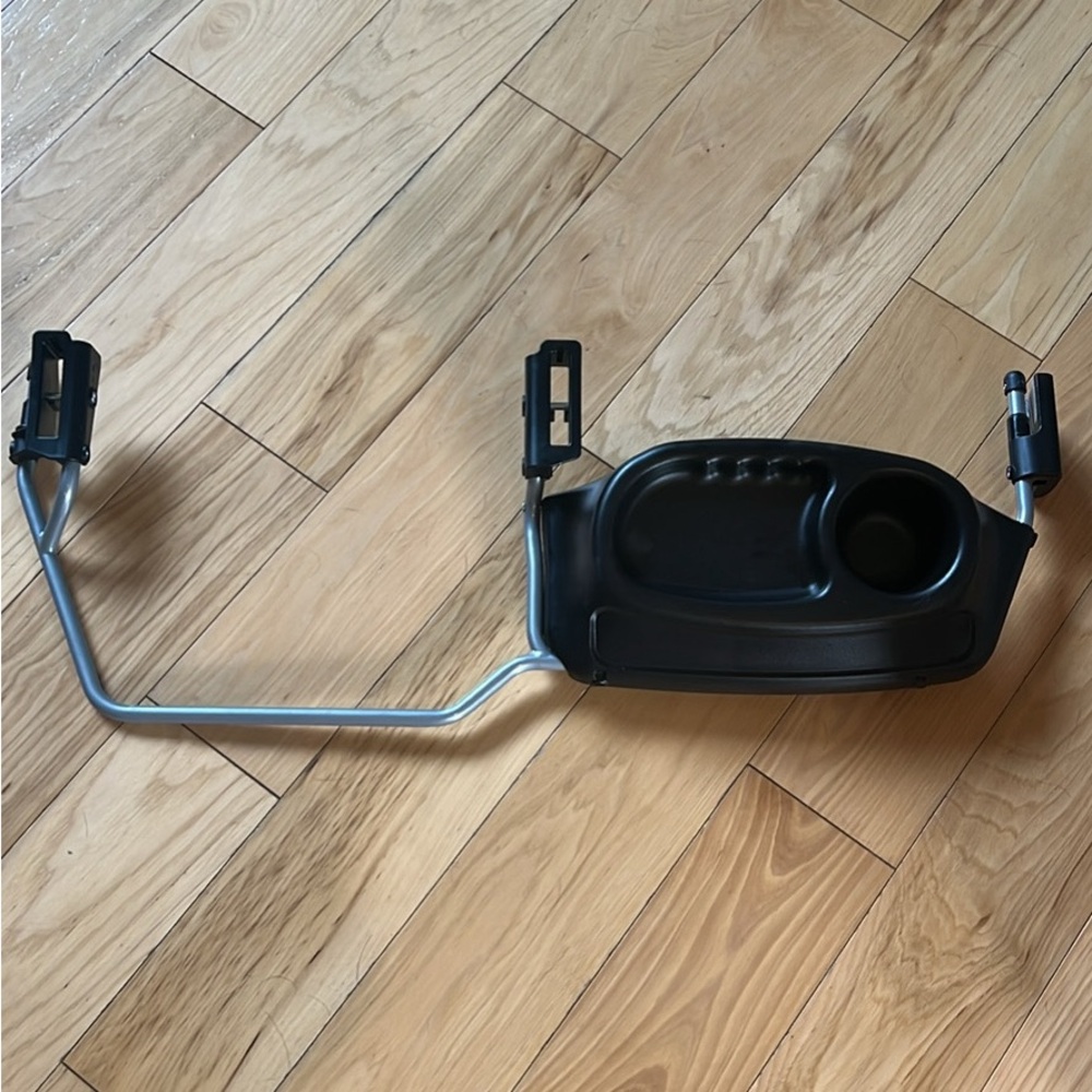 Like new Britax adapter for BOB double stroller